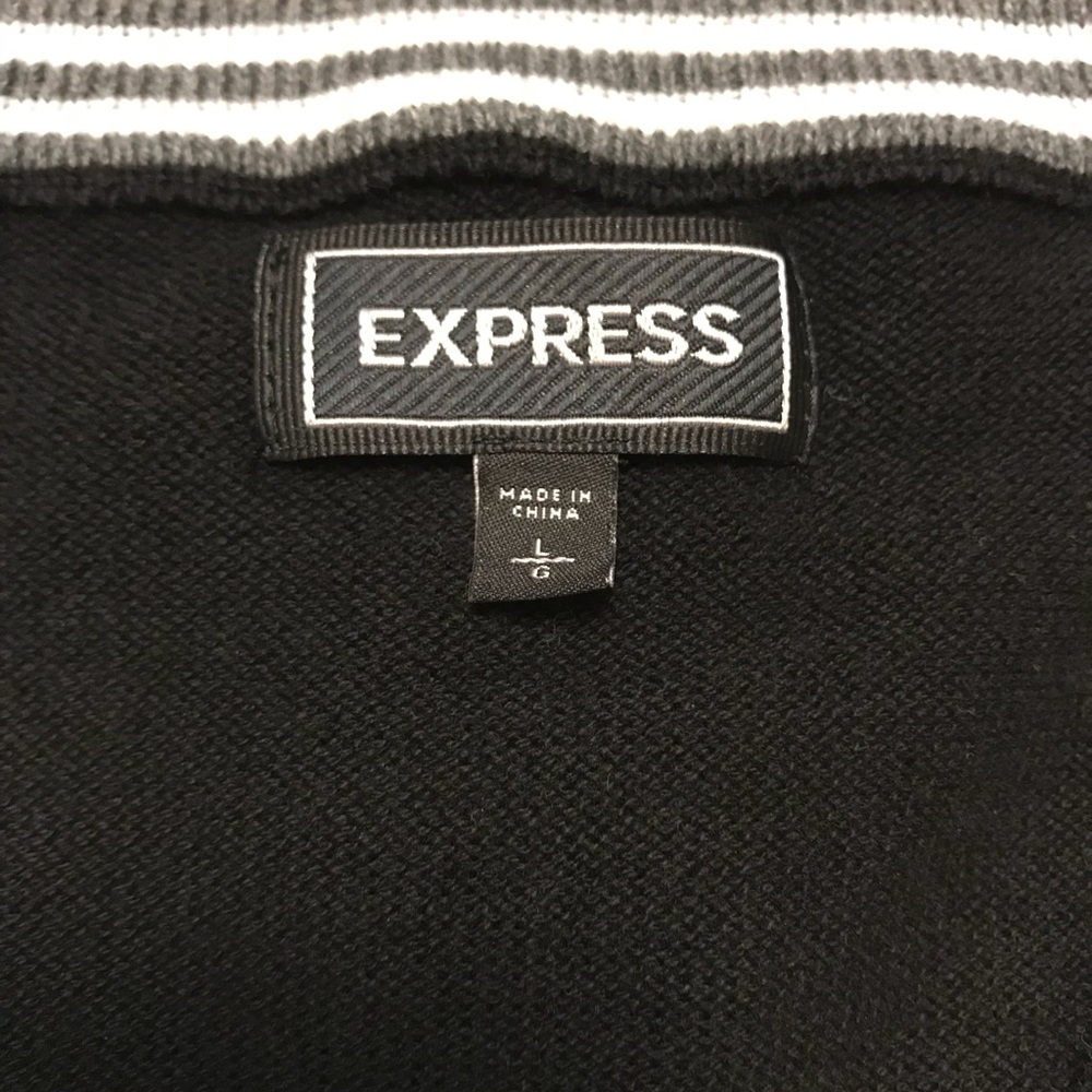 Sweater - Picture 2 of 4